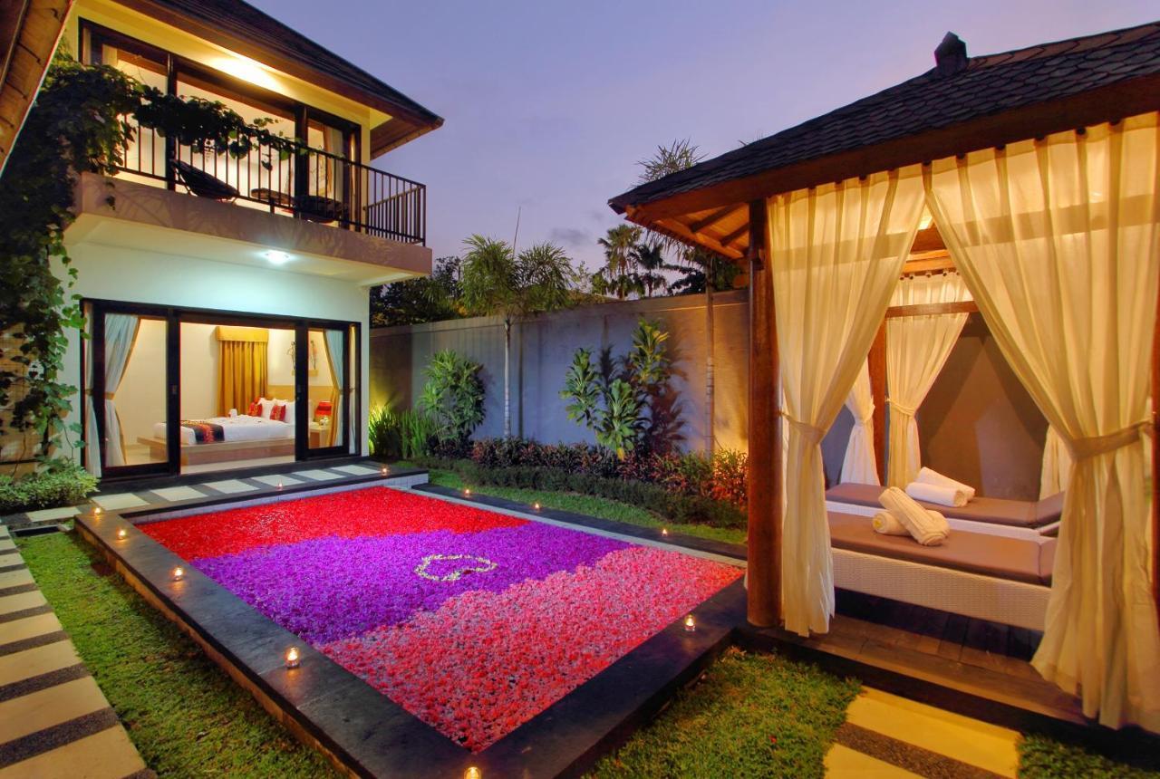Agata Villas Seminyak Exterior photo