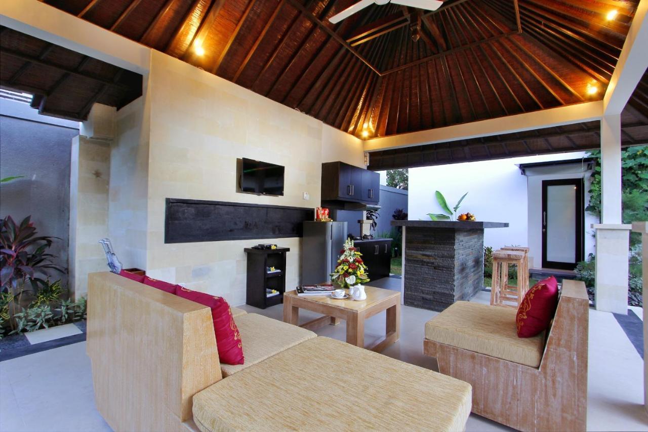 Agata Villas Seminyak Exterior photo