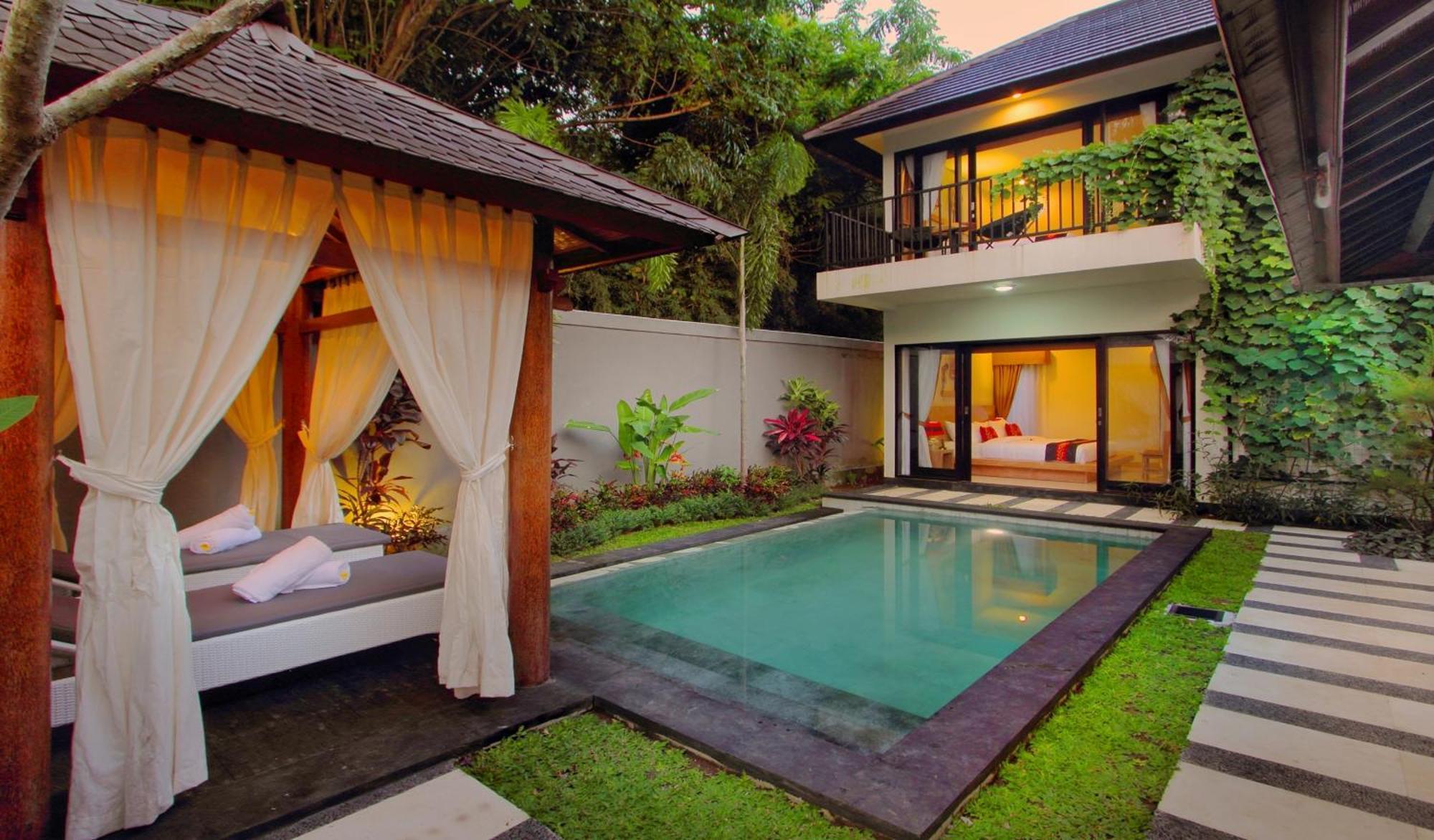 Agata Villas Seminyak Exterior photo
