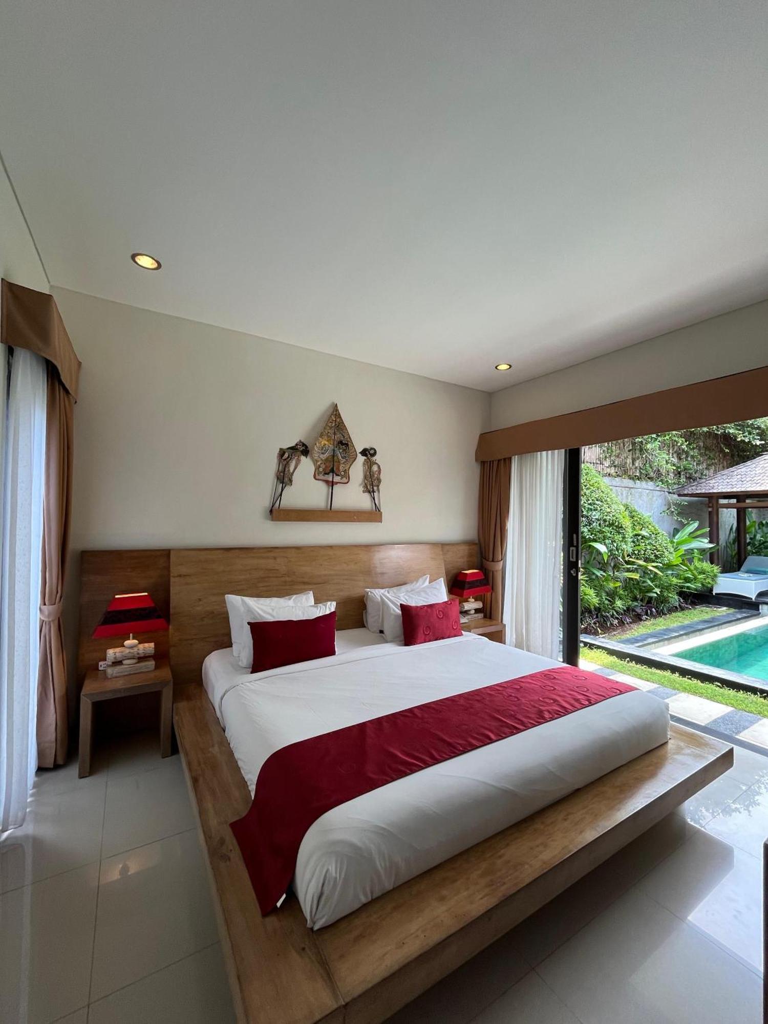 Agata Villas Seminyak Exterior photo